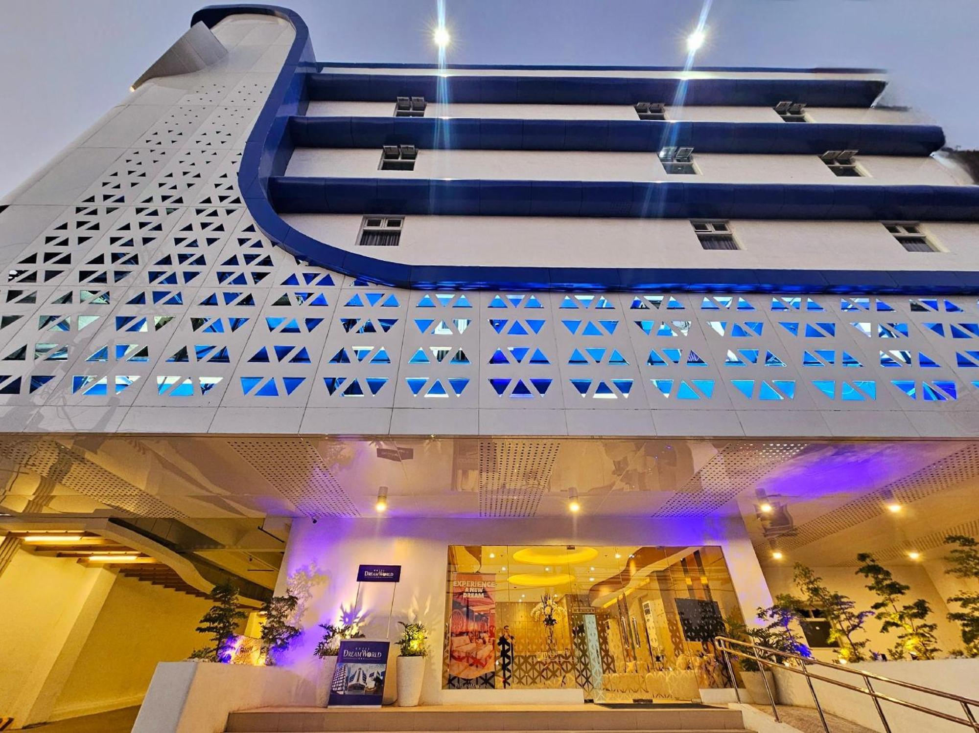 Hotel Dreamworld East Ortigas Pasig City Buitenkant foto